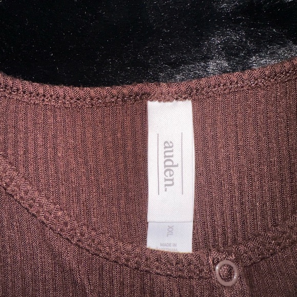 Auden Chocolate Ribbed Knit Top - Picture 4 of 4
